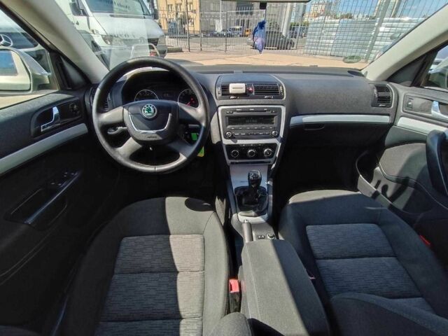 Сірий Шкода Октавія, об'ємом двигуна 1.4 л та пробігом 224 тис. км за 6990 $, фото 15 на Automoto.ua