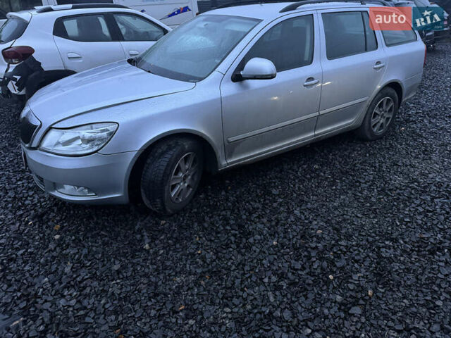 Серый Шкода Октавия, объемом двигателя 1.4 л и пробегом 164 тыс. км за 5600 $, фото 1 на Automoto.ua