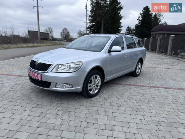 Серый Шкода Октавия, объемом двигателя 1.8 л и пробегом 222 тыс. км за 7800 $, фото 1 на Automoto.ua