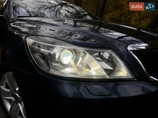 Серый Шкода Октавия, объемом двигателя 1.97 л и пробегом 295 тыс. км за 9200 $, фото 7 на Automoto.ua