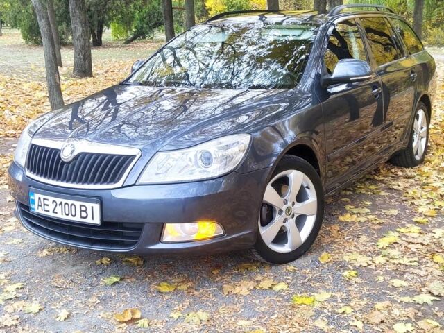 Серый Шкода Октавия, объемом двигателя 1.8 л и пробегом 236 тыс. км за 6500 $, фото 2 на Automoto.ua