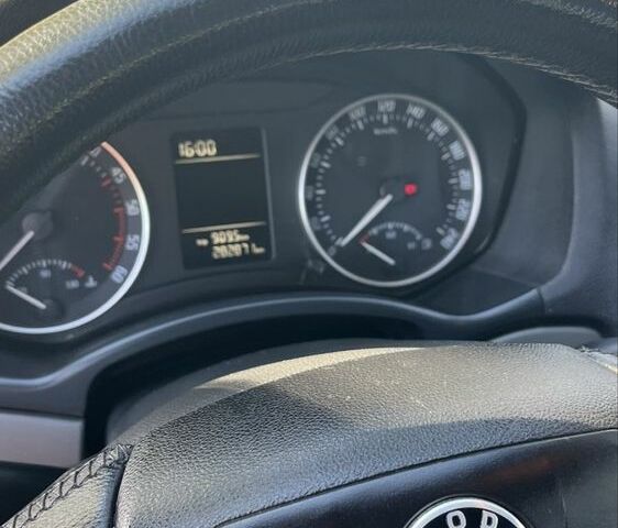 Серый Шкода Октавия, объемом двигателя 1.9 л и пробегом 283 тыс. км за 7300 $, фото 6 на Automoto.ua