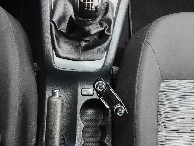 Сірий Шкода Октавія, об'ємом двигуна 0 л та пробігом 205 тис. км за 7100 $, фото 15 на Automoto.ua