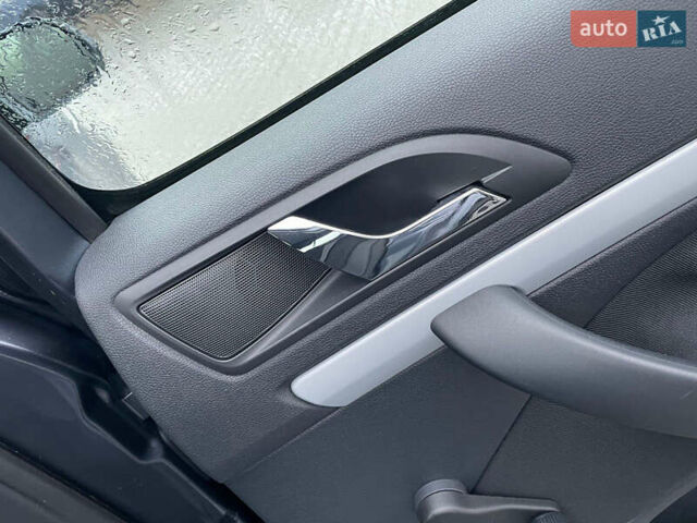 Серый Шкода Октавия, объемом двигателя 1.6 л и пробегом 181 тыс. км за 8877 $, фото 115 на Automoto.ua