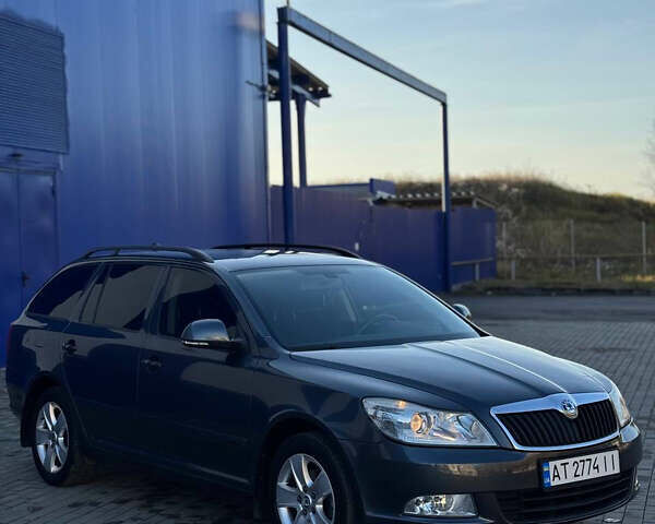 Сірий Шкода Октавія, об'ємом двигуна 1.39 л та пробігом 200 тис. км за 7400 $, фото 4 на Automoto.ua