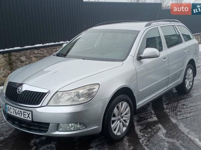 Серый Шкода Октавия, объемом двигателя 1.9 л и пробегом 220 тыс. км за 7950 $, фото 2 на Automoto.ua