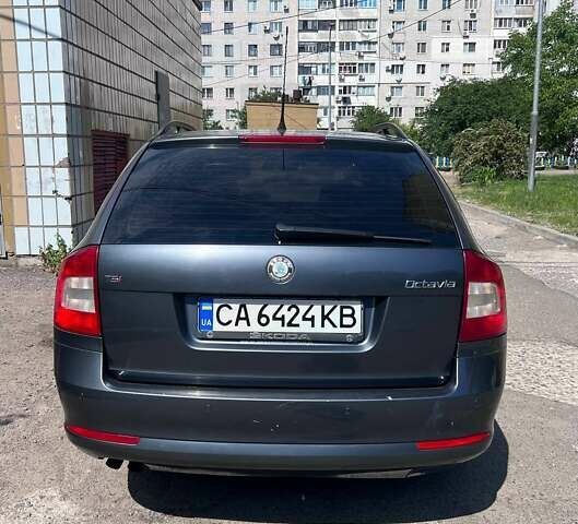 Серый Шкода Октавия, объемом двигателя 1.8 л и пробегом 267 тыс. км за 8400 $, фото 9 на Automoto.ua