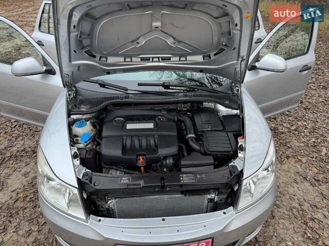 Серый Шкода Октавия, объемом двигателя 1.6 л и пробегом 182 тыс. км за 7700 $, фото 87 на Automoto.ua