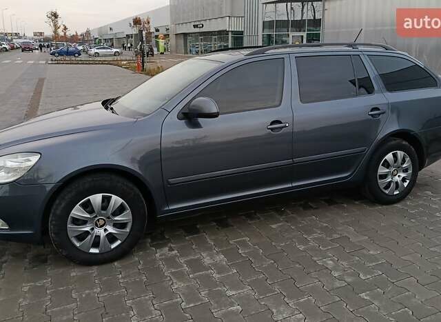 Серый Шкода Октавия, объемом двигателя 1.99 л и пробегом 312 тыс. км за 7800 $, фото 3 на Automoto.ua