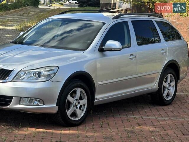 Шкода Октавія 2009 у Харкові на Automoto.ua Сірий Шкода Октавія, об'ємом двигуна 1.9 л та пробігом 180 тис. км за 6700 $, фото 1 на Automoto.ua