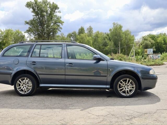 Серый Шкода Октавия, объемом двигателя 1.6 л и пробегом 199 тыс. км за 6400 $, фото 7 на Automoto.ua