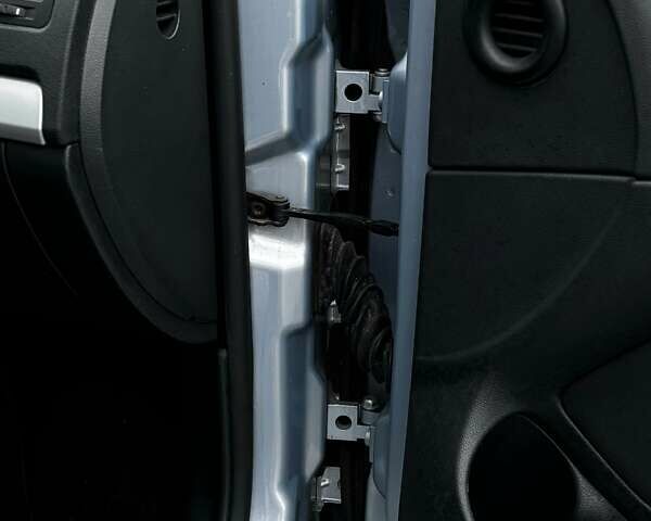 Серый Шкода Октавия, объемом двигателя 1.6 л и пробегом 203 тыс. км за 8099 $, фото 66 на Automoto.ua