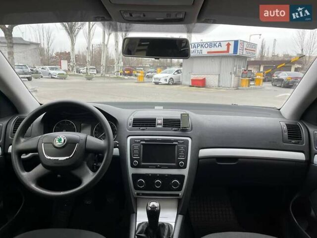 Серый Шкода Октавия, объемом двигателя 1.6 л и пробегом 188 тыс. км за 6900 $, фото 15 на Automoto.ua