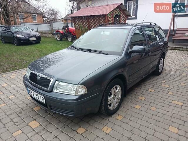 Серый Шкода Октавия, объемом двигателя 1.6 л и пробегом 224 тыс. км за 5999 $, фото 3 на Automoto.ua