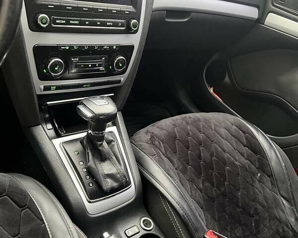 Сірий Шкода Октавія, об'ємом двигуна 1.8 л та пробігом 252 тис. км за 7700 $, фото 2 на Automoto.ua