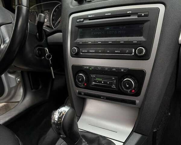 Серый Шкода Октавия, объемом двигателя 1.9 л и пробегом 340 тыс. км за 6161 $, фото 3 на Automoto.ua