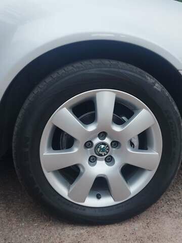 Серый Шкода Октавия, объемом двигателя 1.6 л и пробегом 113 тыс. км за 6499 $, фото 71 на Automoto.ua