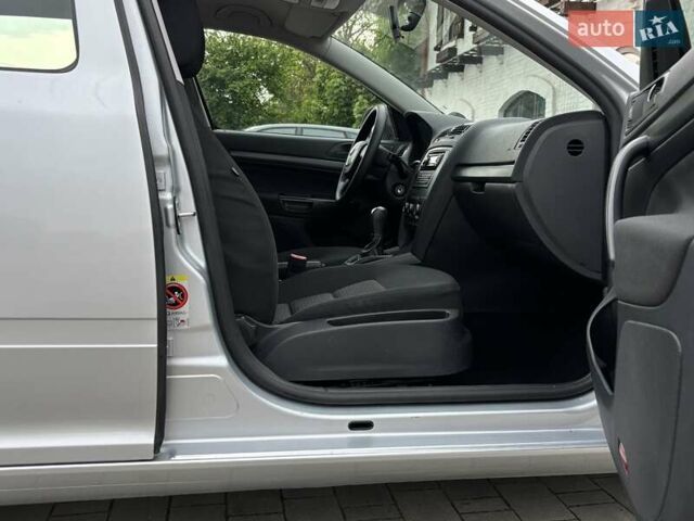 Сірий Шкода Октавія, об'ємом двигуна 1.6 л та пробігом 237 тис. км за 7990 $, фото 91 на Automoto.ua