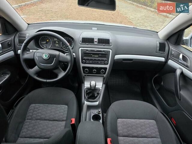 Серый Шкода Октавия, объемом двигателя 1.9 л и пробегом 180 тыс. км за 6700 $, фото 16 на Automoto.ua