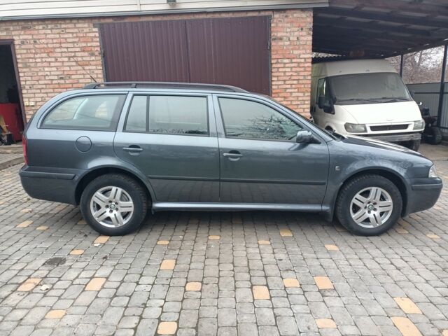 Серый Шкода Октавия, объемом двигателя 1.6 л и пробегом 224 тыс. км за 5999 $, фото 5 на Automoto.ua