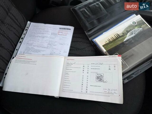 Серый Шкода Октавия, объемом двигателя 1.8 л и пробегом 202 тыс. км за 6900 $, фото 63 на Automoto.ua