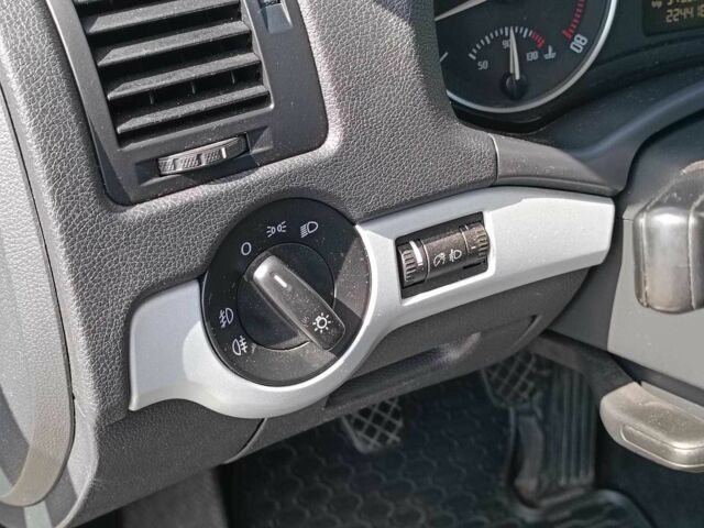 Сірий Шкода Октавія, об'ємом двигуна 1.4 л та пробігом 224 тис. км за 6990 $, фото 23 на Automoto.ua