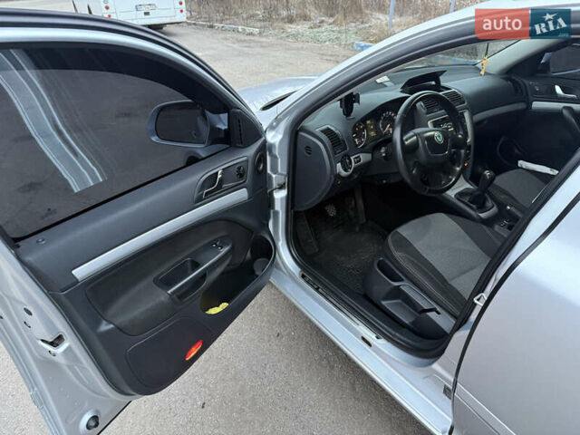 Серый Шкода Октавия, объемом двигателя 1.6 л и пробегом 184 тыс. км за 9500 $, фото 23 на Automoto.ua