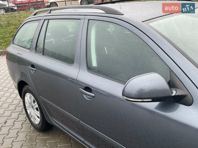 Серый Шкода Октавия, объемом двигателя 1.6 л и пробегом 181 тыс. км за 8888 $, фото 169 на Automoto.ua