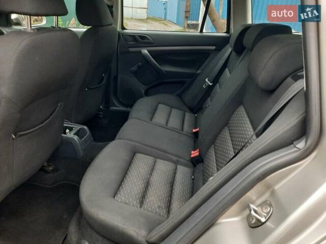 Серый Шкода Октавия, объемом двигателя 1.6 л и пробегом 250 тыс. км за 7370 $, фото 34 на Automoto.ua