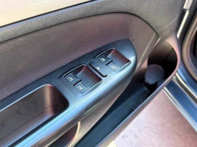 Серый Шкода Октавия, объемом двигателя 1.8 л и пробегом 235 тыс. км за 6990 $, фото 19 на Automoto.ua