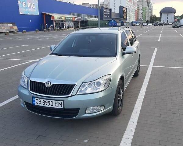 Шкода Октавия 2009 в Чернигове на Automoto.ua Серый Шкода Октавия, объемом двигателя 1.6 л и пробегом 229 тыс. км за 8500 $, фото 1 на Automoto.ua