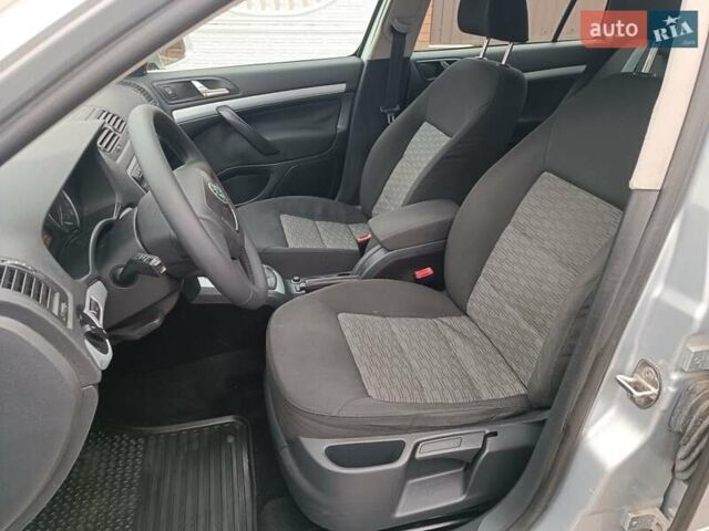 Серый Шкода Октавия, объемом двигателя 1.6 л и пробегом 241 тыс. км за 7450 $, фото 19 на Automoto.ua