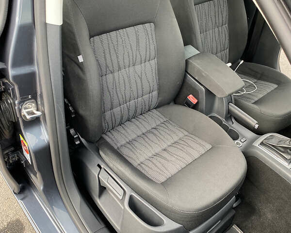 Сірий Шкода Октавія, об'ємом двигуна 1.39 л та пробігом 290 тис. км за 7000 $, фото 13 на Automoto.ua