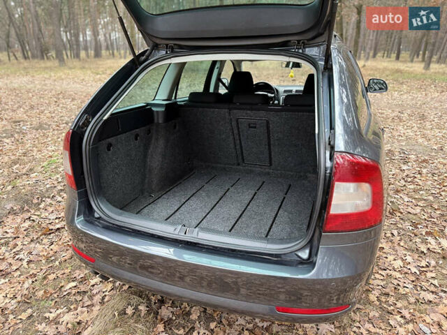 Серый Шкода Октавия, объемом двигателя 1.8 л и пробегом 220 тыс. км за 8200 $, фото 28 на Automoto.ua