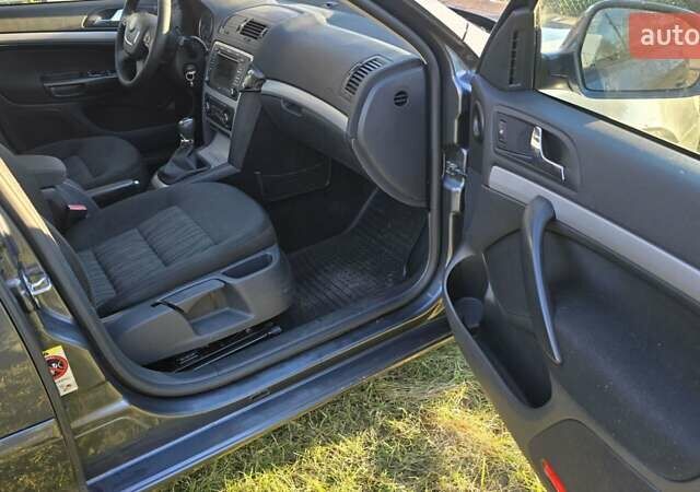 Серый Шкода Октавия, объемом двигателя 1.6 л и пробегом 221 тыс. км за 6999 $, фото 16 на Automoto.ua