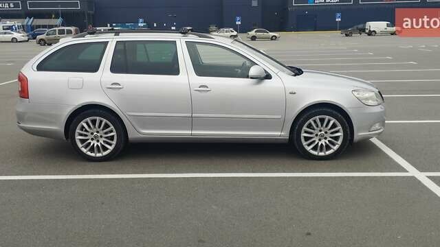 Серый Шкода Октавия, объемом двигателя 1.8 л и пробегом 215 тыс. км за 8000 $, фото 6 на Automoto.ua