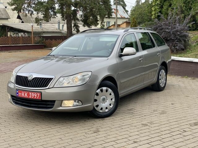 Сірий Шкода Октавія, об'ємом двигуна 1.6 л та пробігом 174 тис. км за 7700 $, фото 6 на Automoto.ua