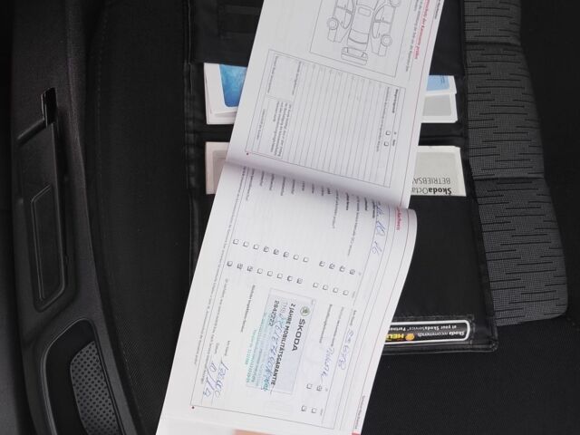 Сірий Шкода Октавія, об'ємом двигуна 0 л та пробігом 205 тис. км за 7100 $, фото 20 на Automoto.ua