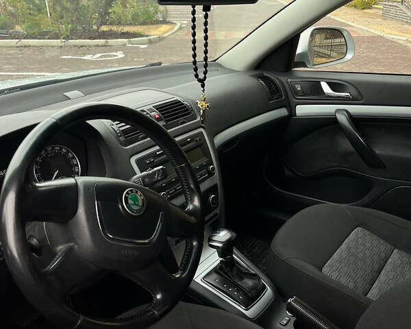 Серый Шкода Октавия, объемом двигателя 1.9 л и пробегом 240 тыс. км за 7490 $, фото 8 на Automoto.ua