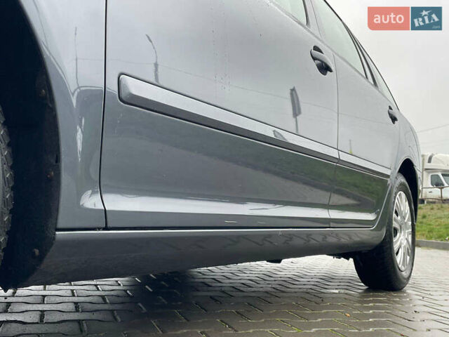 Серый Шкода Октавия, объемом двигателя 1.6 л и пробегом 181 тыс. км за 8877 $, фото 139 на Automoto.ua