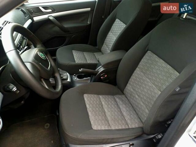 Серый Шкода Октавия, объемом двигателя 1.4 л и пробегом 273 тыс. км за 6900 $, фото 25 на Automoto.ua