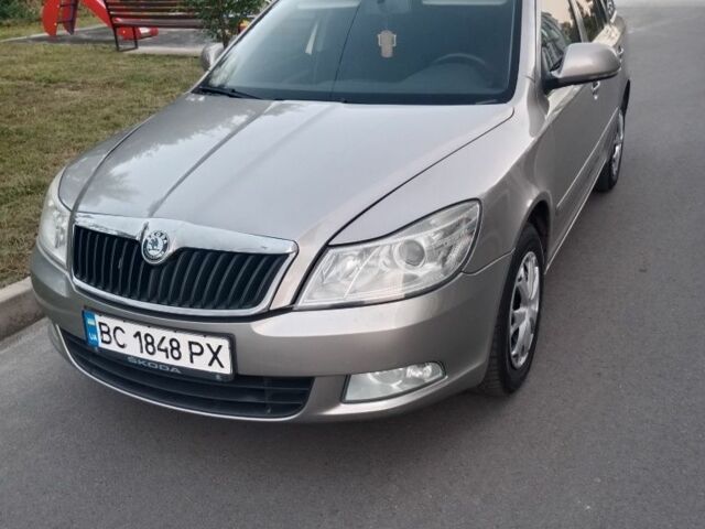 Серый Шкода Октавия, объемом двигателя 1.6 л и пробегом 270 тыс. км за 5600 $, фото 6 на Automoto.ua