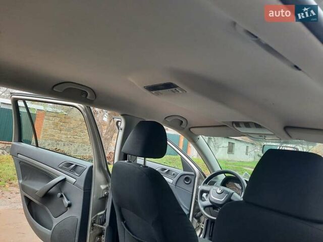 Серый Шкода Октавия, объемом двигателя 1.6 л и пробегом 250 тыс. км за 7370 $, фото 80 на Automoto.ua