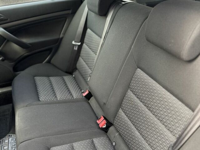 Серый Шкода Октавия, объемом двигателя 1.4 л и пробегом 172 тыс. км за 7600 $, фото 17 на Automoto.ua