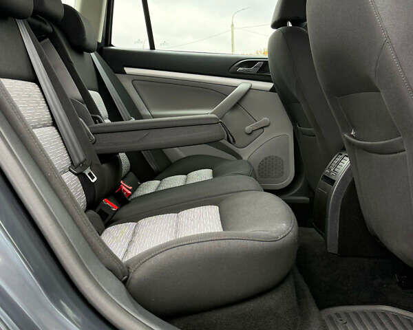 Сірий Шкода Октавія, об'ємом двигуна 1.6 л та пробігом 176 тис. км за 8999 $, фото 77 на Automoto.ua