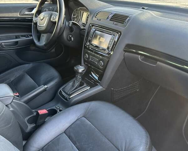 Сірий Шкода Октавія, об'ємом двигуна 1.8 л та пробігом 161 тис. км за 8999 $, фото 10 на Automoto.ua