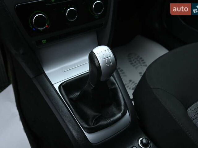 Сірий Шкода Октавія, об'ємом двигуна 1.6 л та пробігом 232 тис. км за 7700 $, фото 9 на Automoto.ua