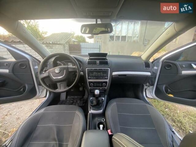 Серый Шкода Октавия, объемом двигателя 1.8 л и пробегом 263 тыс. км за 6750 $, фото 17 на Automoto.ua