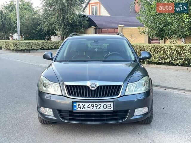 Сірий Шкода Октавія, об'ємом двигуна 1.8 л та пробігом 262 тис. км за 8800 $, фото 8 на Automoto.ua
