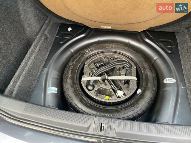 Серый Шкода Октавия, объемом двигателя 1.4 л и пробегом 245 тыс. км за 6800 $, фото 15 на Automoto.ua